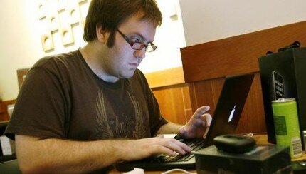 Kenapa Sebaiknya Anda Bekerja dari Coffee Shop